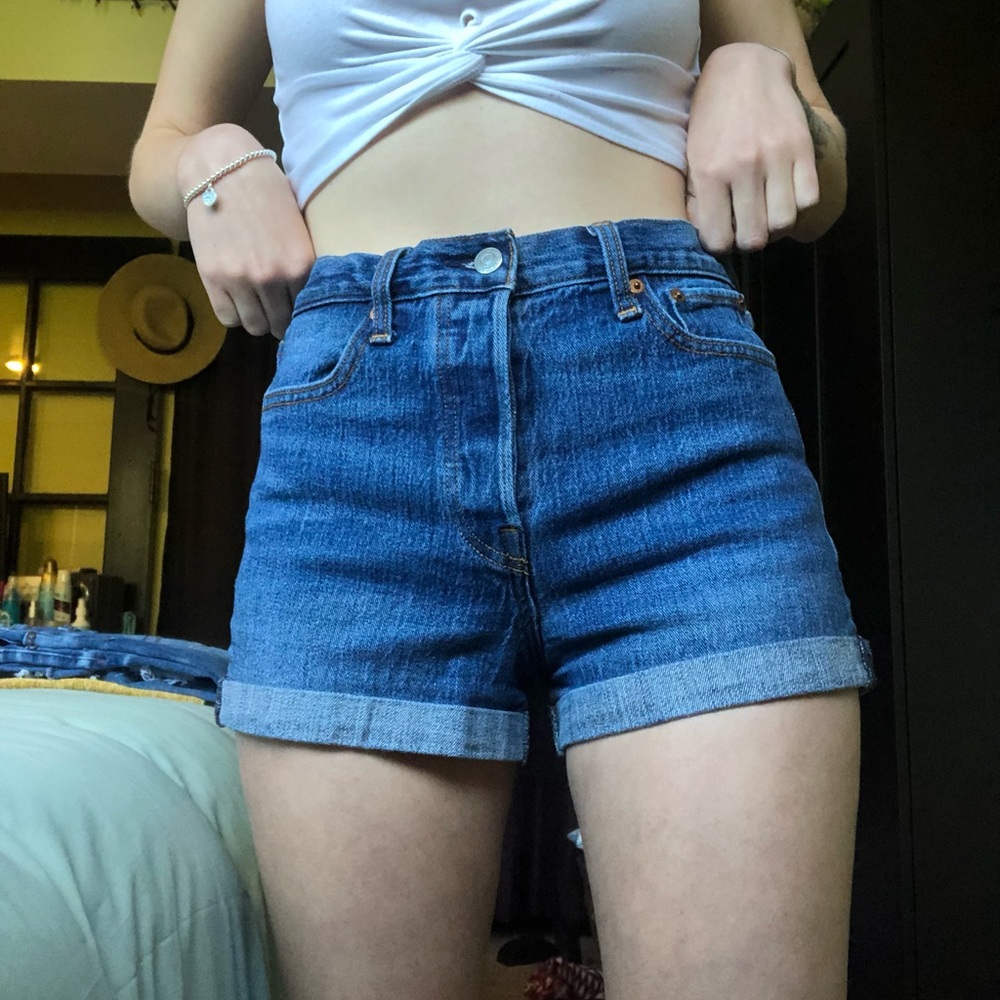 Levi’s denim shorts
